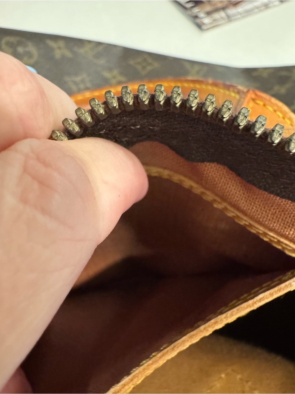 Vintage Louis Vuitton Brown Monogram Speedy 30 - Picture 16 of 16